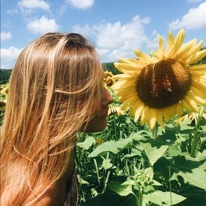 Meet your Posher, Sabrina